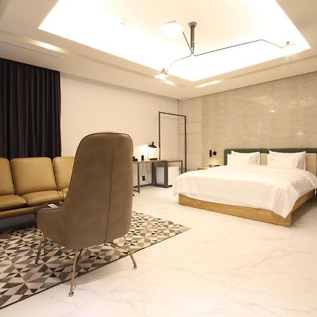 Hotel Eco stay Jeonju Esterno foto