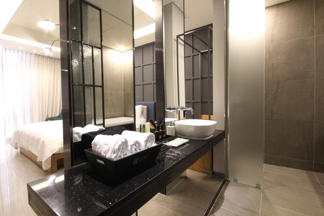 Hotel Eco stay Jeonju Esterno foto