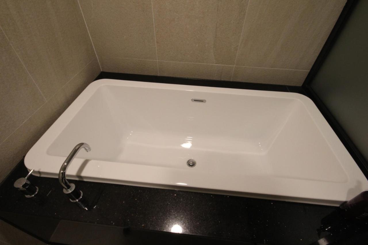 Hotel Eco stay Jeonju Esterno foto