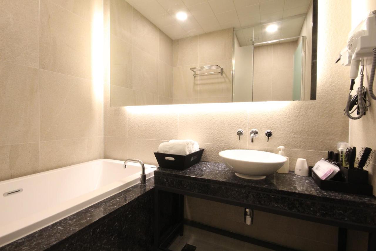 Hotel Eco stay Jeonju Esterno foto