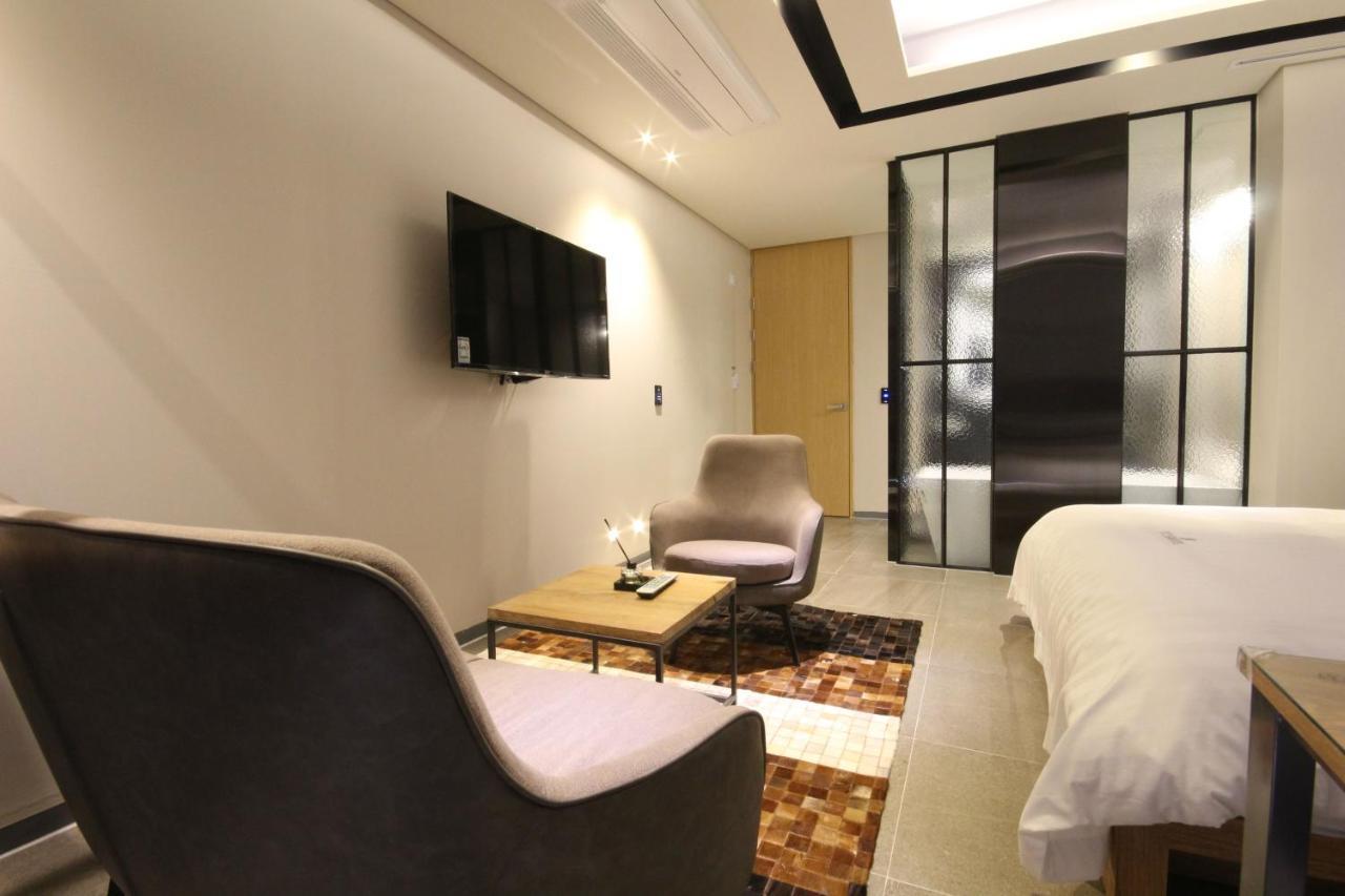 Hotel Eco stay Jeonju Esterno foto