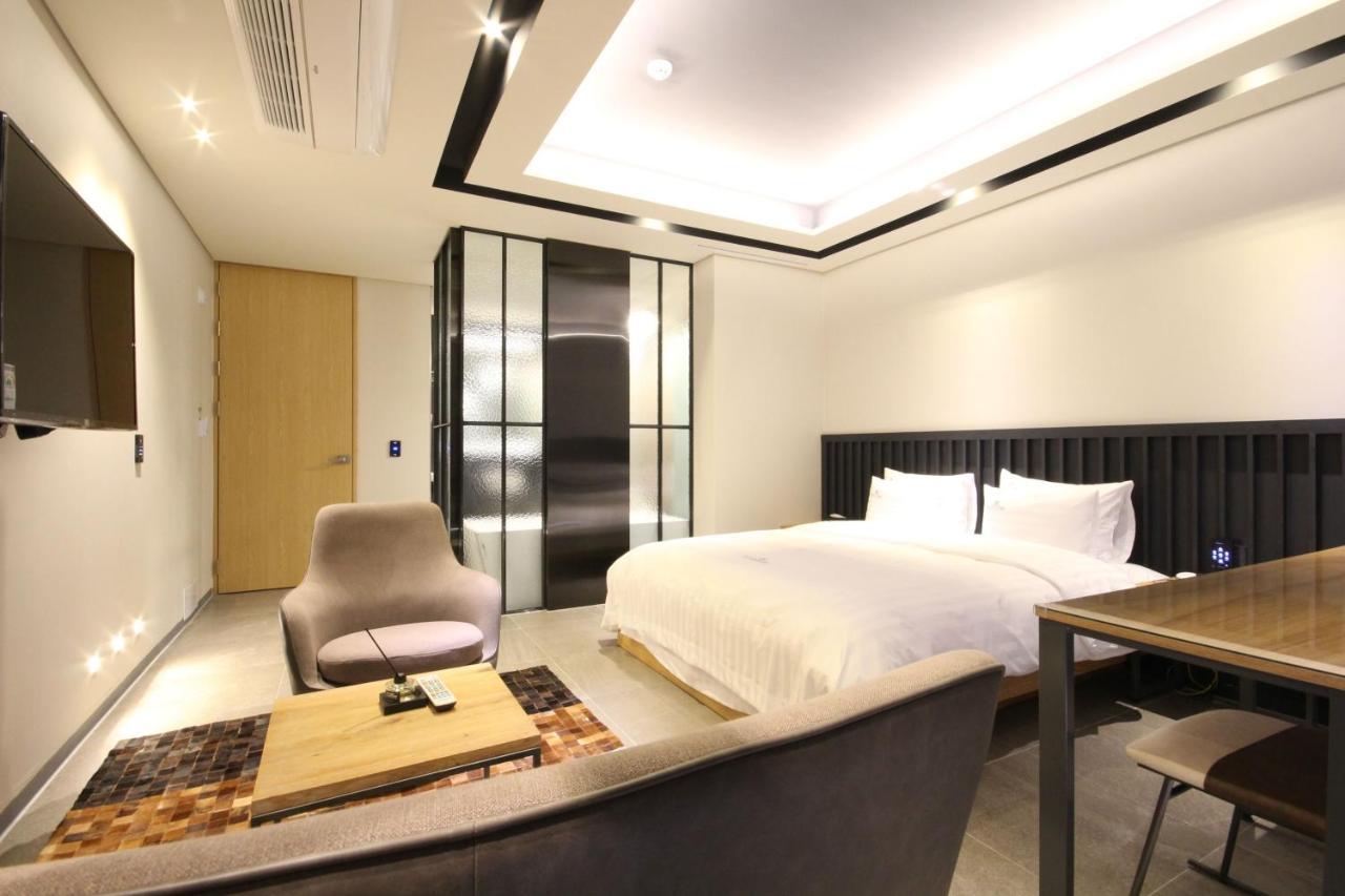 Hotel Eco stay Jeonju Esterno foto
