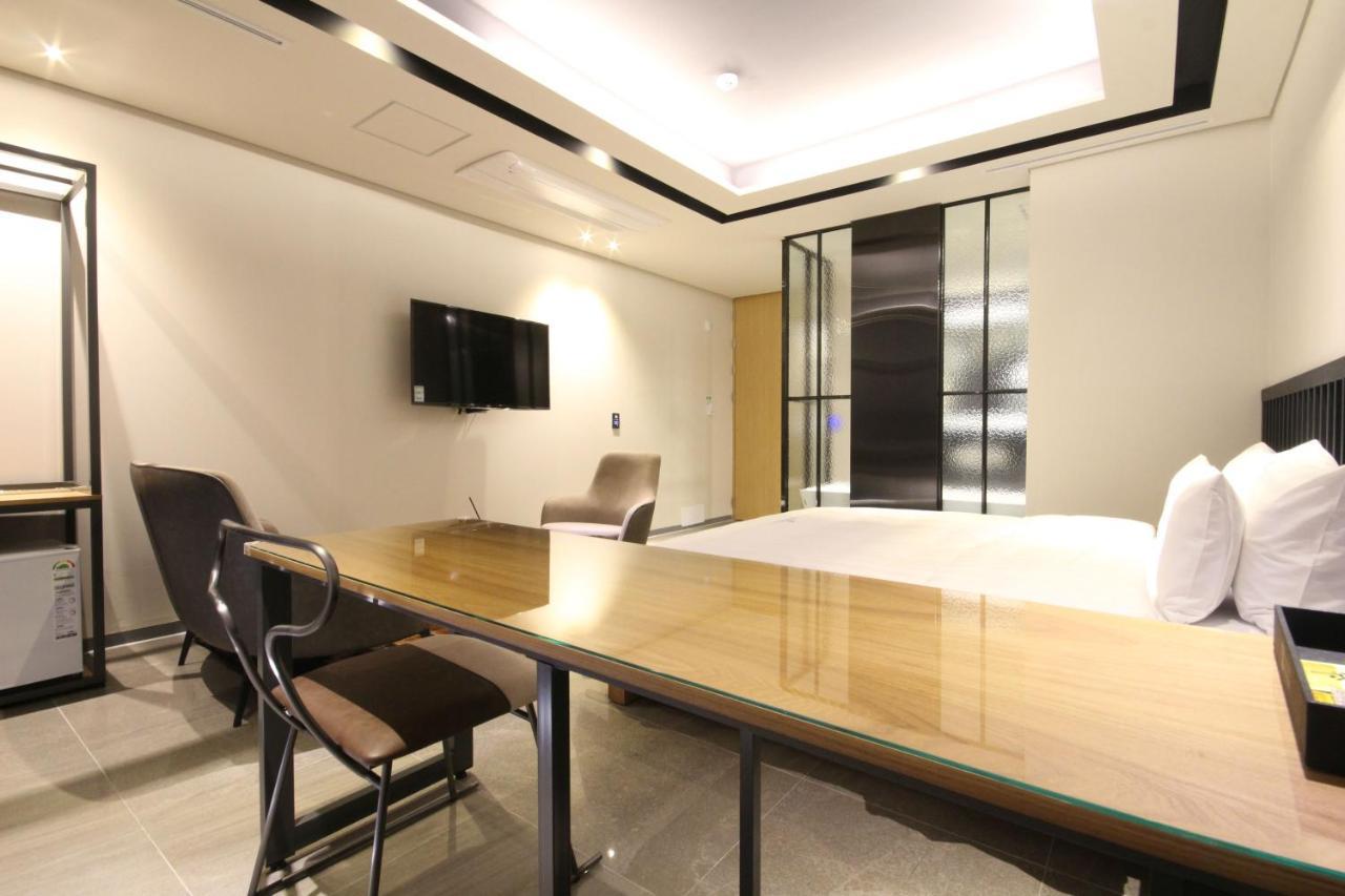 Hotel Eco stay Jeonju Esterno foto